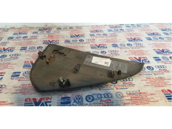 8K0857085A | Sol Ön Göğüs Yan Kapağı | Audi A4, A5 VAG