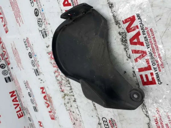 8P0881327 | Koltuk Yan Plastik Kapağı | Audi A3, RS 3 VAG