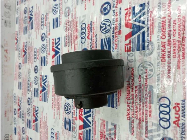 06A103179B | Motor Kapağı Adaptörü | VW New Beetle, Polo, Touran - Audi A3, S3 - Seat Leon VAG