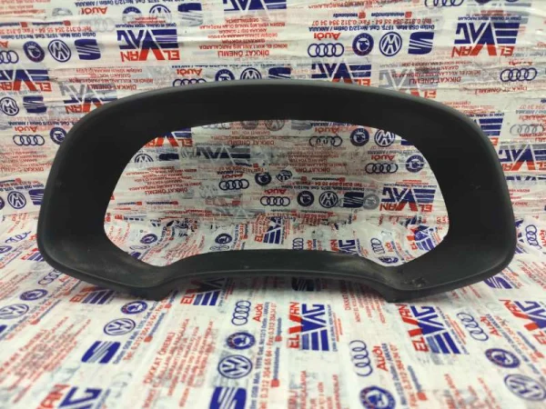 5F0857244A | Seat Leon Gösterge Çerçevesi VAG