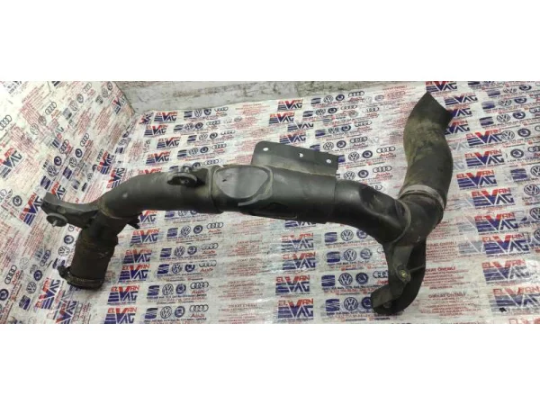 5N0145840D | İntercooler Hortumu | VW Golf, Passat, Scirocco, Tiguan VAG
