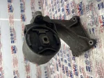 357199354 | Arka Motor Kulak Braketi | VW Passat - Seat Toledo - 3