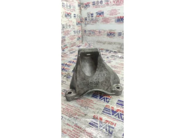 8E0199308AK | Audi A4 Motor Takozu VAG