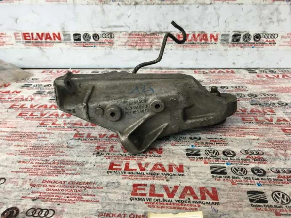 893199307A | Audi 80 Serisi Sol Motor Takozu VAG