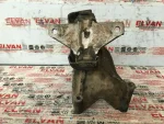 8K0199308A | Sağ Motor Takozu Bağlantı Braketi - 1