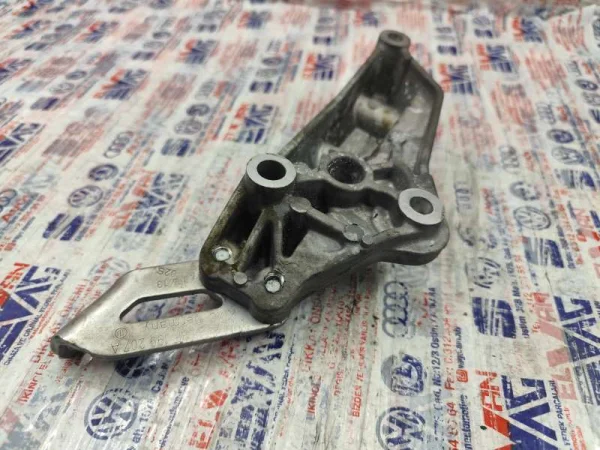 03F199207A | Motor Bağlantı Braketi | VW Polo - Audi A1 - Seat Ibiza, Toledo VAG