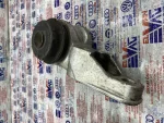 8E0501522F | VW Passat Arka Travers Burcu - 3