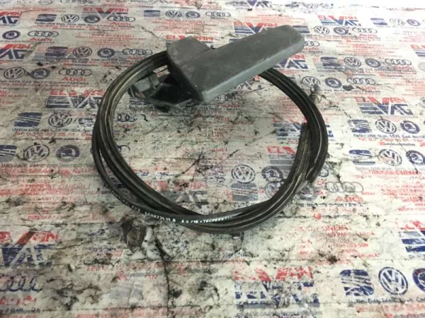 1P1823535 | Seat Leon Kaput Açma Teli VAG