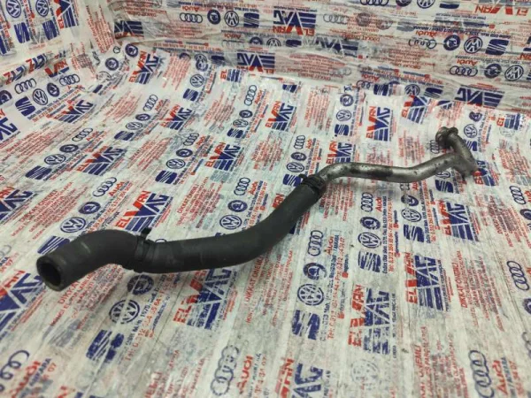 7P6121157D | VW Touareg Arka Soğutma Suyu Hortumu VAG