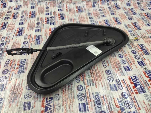 5G4839915E | Arka Sol Kapı Kapağı | VW E-Golf, Golf VAG