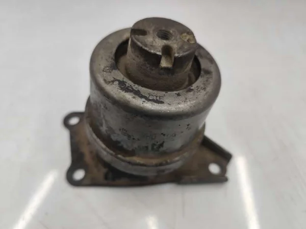 7H0199256 | VW Transporter Hidrolik Sağ Motor Takozu VAG