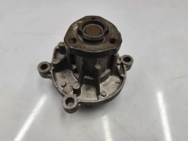 03D121005 | Devirdaim Su Pompası | VW Polo - Seat Ibiza, Toledo - Skoda Fabia, Rapid, Roomster VAG