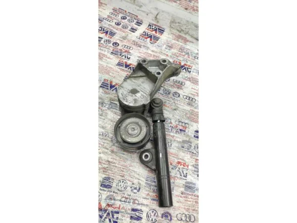 038903315C | Komple Şarj Dinamosu Gergi Kütüğü | VW Bora, Caddy, Golf - Audi A3 - Seat Cordoba, Ibiza VAG