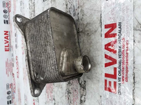 06L117021E | Yağ Soğutucusu | VW Golf, Passat - Audi A1, A3 - Seat Alhambra, Ibiza VAG