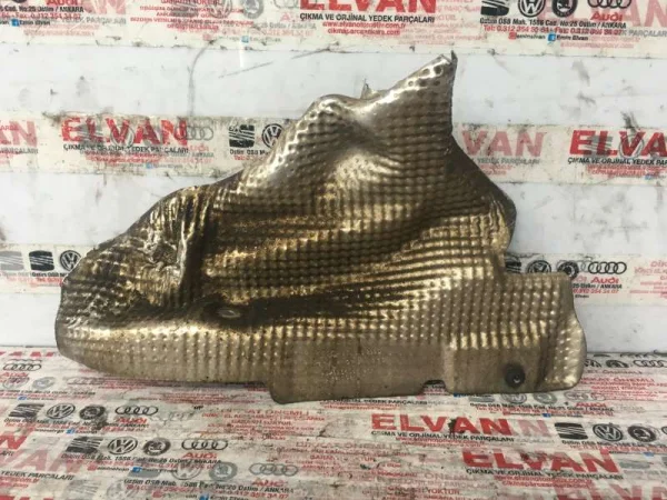 8T0399299D | Sol Şanzıman Isı Kalkanı | Audi A4, A5, Q5 VAG