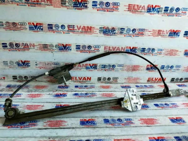 701837502B | VW Transporter Sağ Cam Krikosu VAG