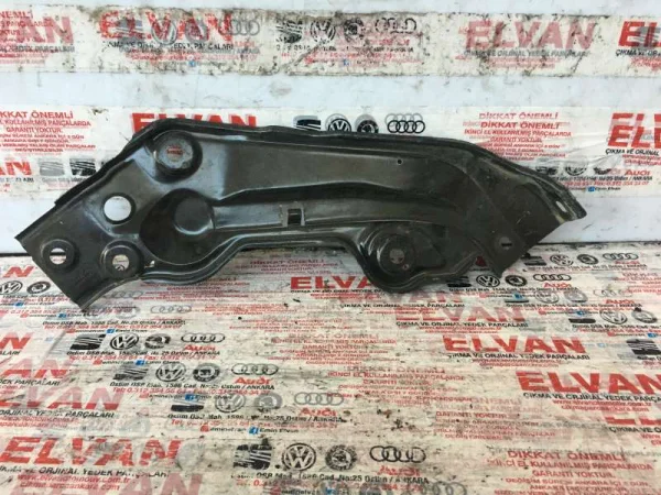 2G0805932B | VW Polo Sağ Far Üst Sacı VAG