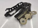 3V0823302 | Skoda Superb Sağ Kaput Menteşesi - 3