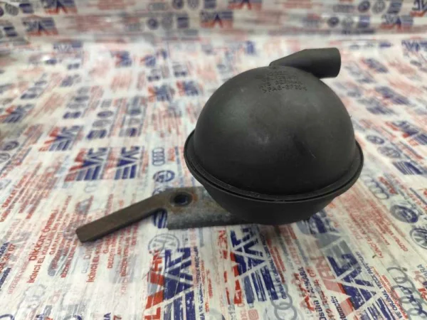 038103811A | Motor Takozu Bağlantı Braketi | VW Polo - Seat Ibiza - Skoda Fabia VAG