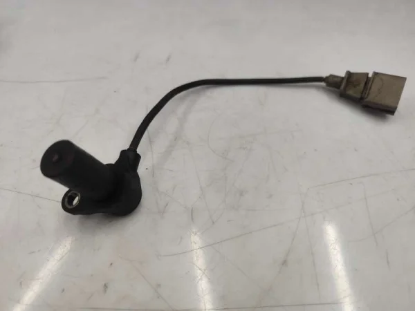 077905381K | Krank Devir Sensörü | VW Touareg - Audi Q7 VAG