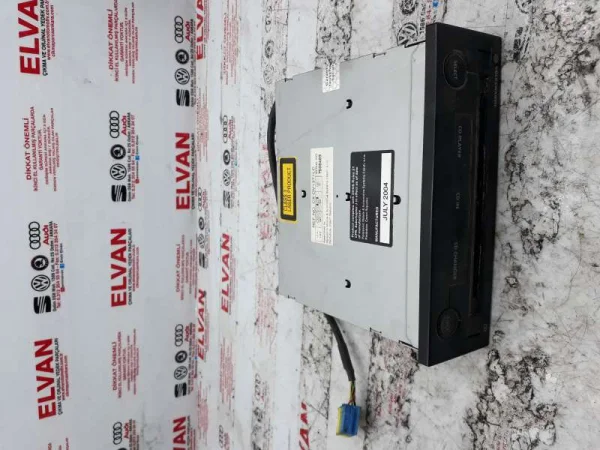 1J0035119D | CD Değiştirici VAG