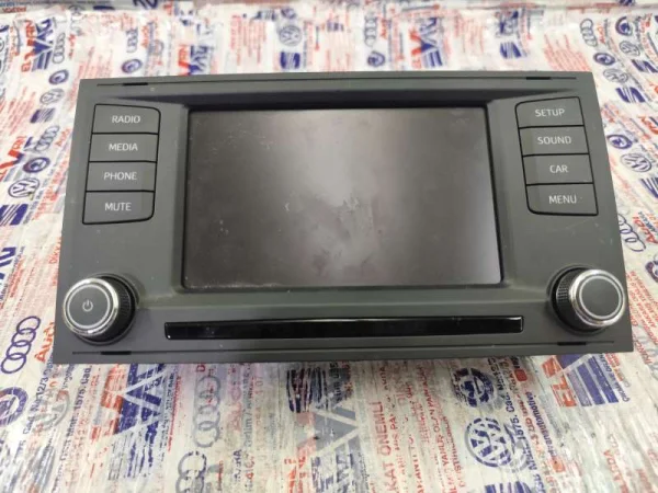 5F0919603B | Seat Leon Multimedya Ekranı VAG