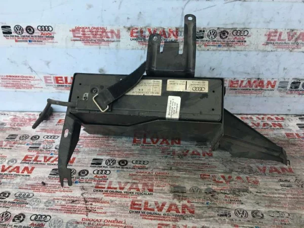 4B0035111A | CD Değiştirici | Audi A6, A8 VAG
