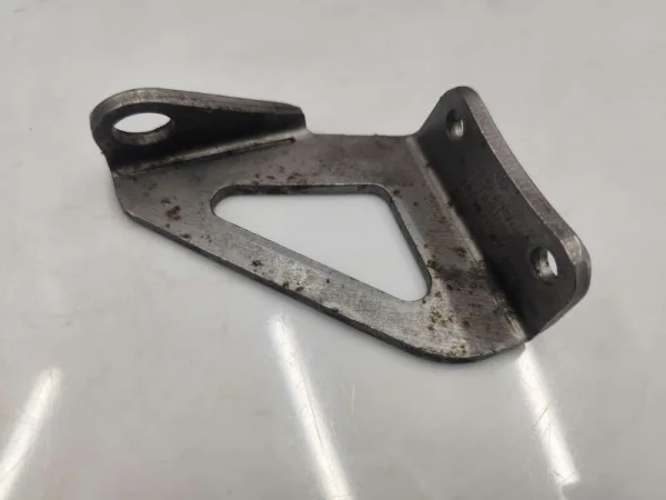 03C199207 | Motor Destek Braketi | VW Bora, Golf, Jetta, Touran - Audi A3 VAG