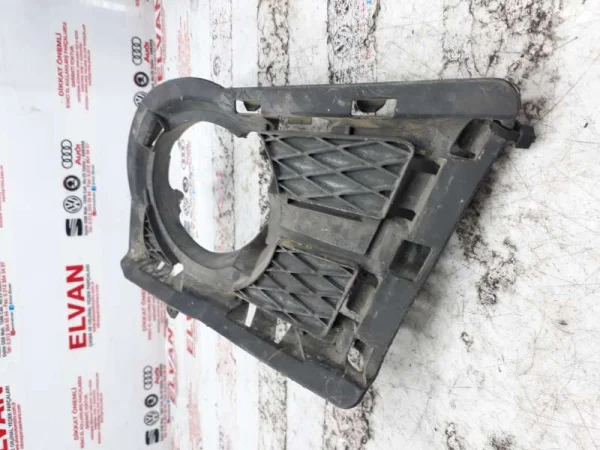 5N0853665A | VW Tiguan Sisli Sol Ön Tampon Izgarası VAG