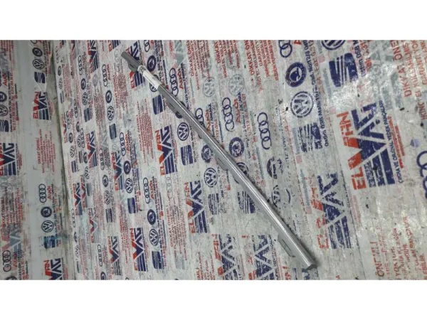 5C6853767H | Ön Tampon Izgarası VAG