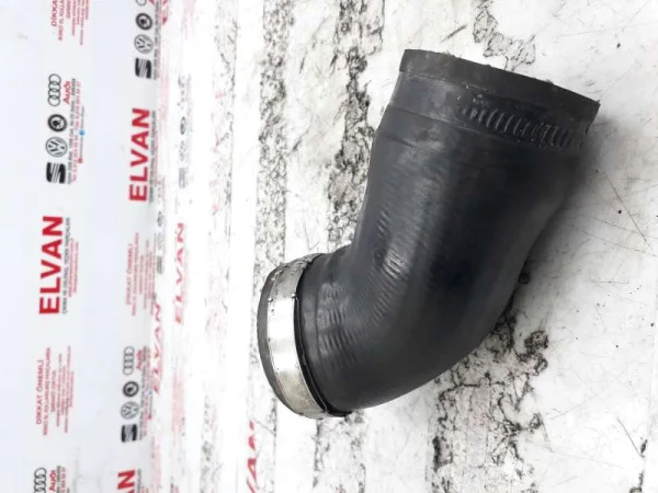 1K0145762AM | İntercooler Hortumu VAG