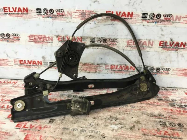 5C6837462 | VW Jetta Elektrikli Ön Sağ Cam Krikosu VAG