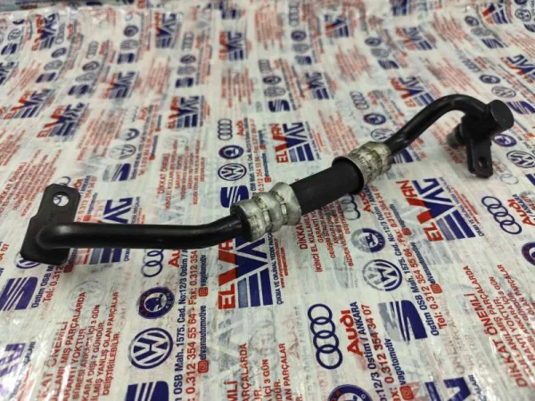 7P0317824 | Şanzıman Yağ Soğutucu Borusu | VW Touareg - Audi Q7 VAG