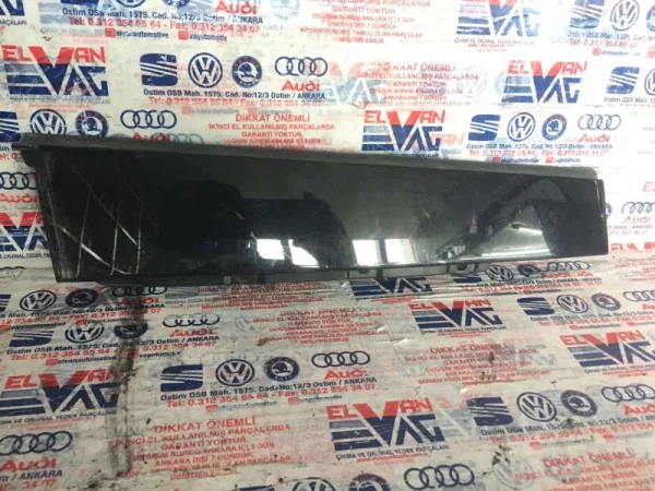8V5839901 | Arka Sol Dış Kapı Direği Kapağı VAG
