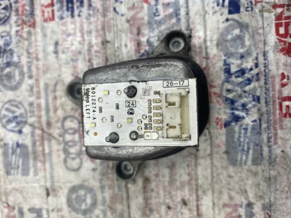 90095777 | LED Sol Far Beyni VAG