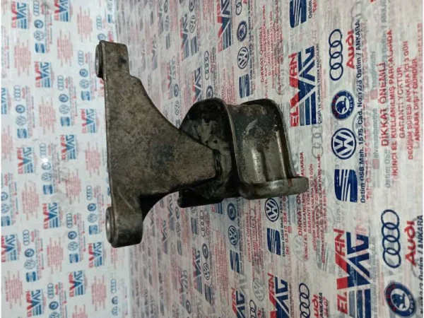 7H0399151J | VW Transporter Sol Şanzıman Takozu VAG