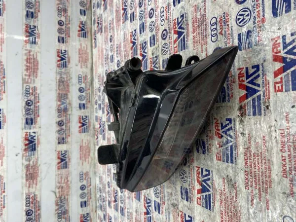 8V0941699B | Audi A3 Sol Sis Farı VAG
