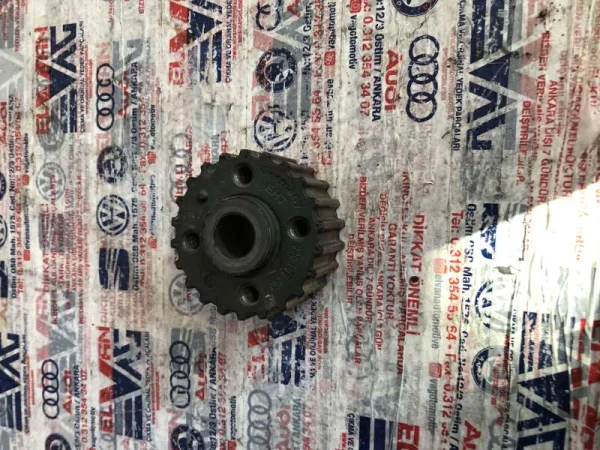 038105263E | Krank Dişlisi | VW Caddy, Golf, Jetta - Audi A3 - Seat Cordoba, Ibiza VAG