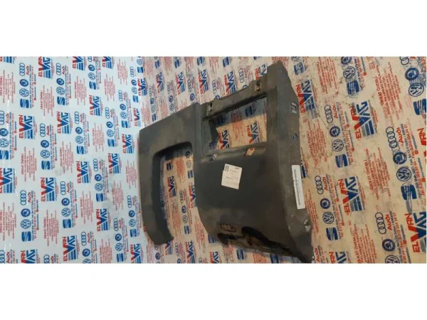5C7858365C | VW Jetta Sol Alt Göğüs Kaplaması VAG