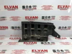 4F5807898B | Audi A6 Arka Sağ Tampon Ayar Braketi - 1