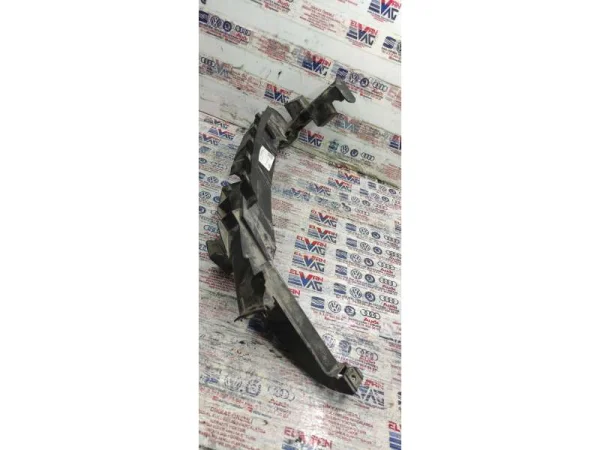 8P0805607 | Sol Far Alt Braketi VAG