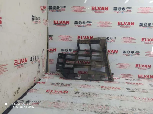2K0807378 | VW Caddy Arka Tampon Köşe Braketi VAG