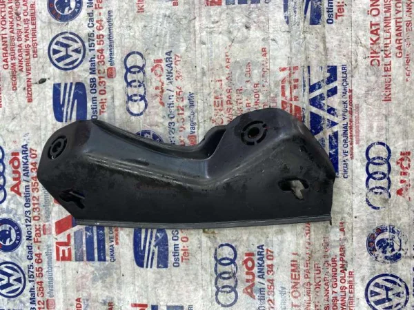 3C0807505 | VW Passat Ön Sol Tampon Bağlantı Braketi VAG