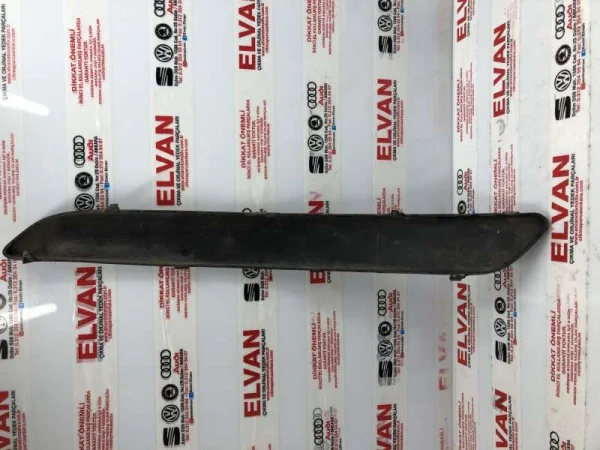 1T0807718B | VW Touran Ön Tampon Çıtası VAG