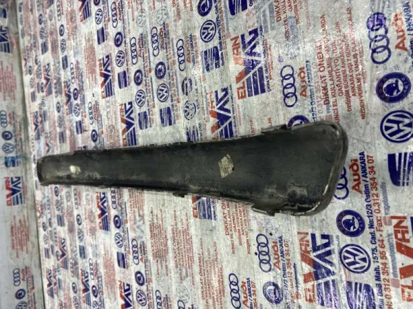 6Q0807718A | VW Polo Sağ Ön Tampon Bandı VAG