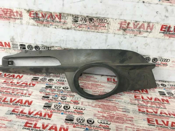 4F0807682H | Sağ Sis Far Izgarası VAG