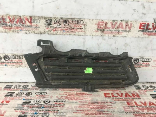 5G0853211D | VW Golf Sol Ön Tampon Izgarası VAG