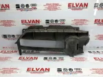8K0807233G | Audi A4 Ön Panjur İç Destek Braketi - 2