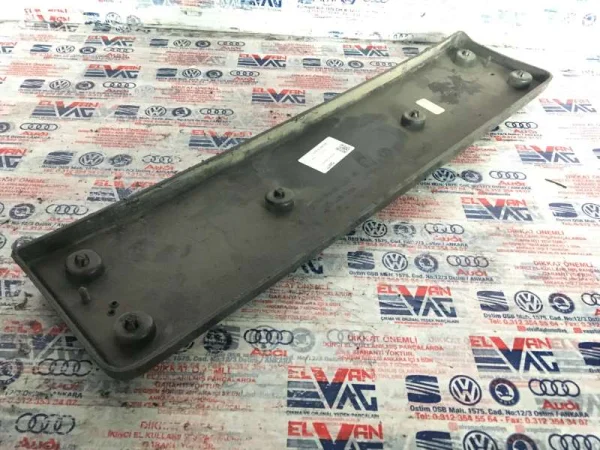 5C6807287 | VW Jetta Ön Tampon Plakalığı VAG