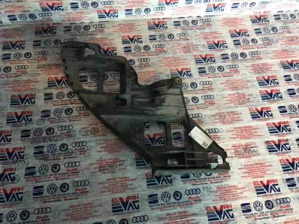 5K0807227A | Ön Sol Tampon Braketi | VW Golf, Jetta VAG